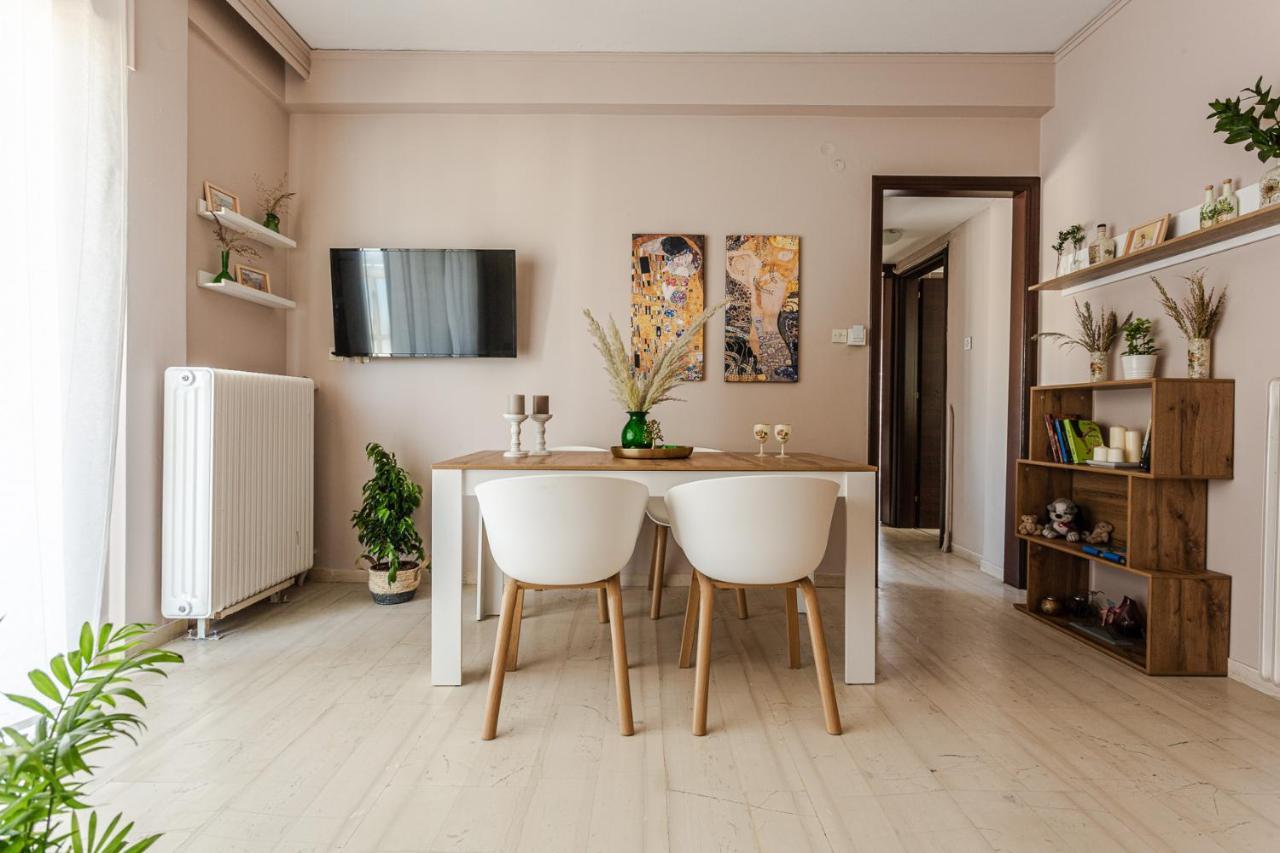 Cozy Seaside Penthouse With Sea & Mountain View. Lägenhet Volos Exteriör bild