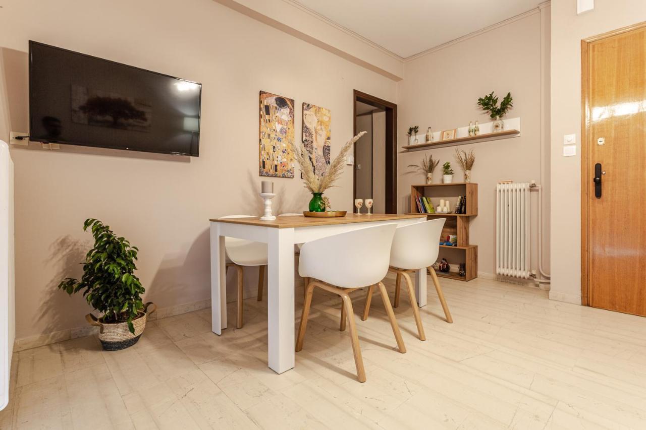 Cozy Seaside Penthouse With Sea & Mountain View. Lägenhet Volos Exteriör bild